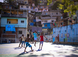 Mi marad a vébé után?