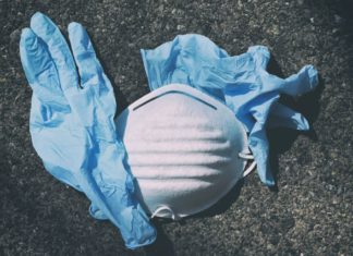 Most vadonatúj maszkok kerültek az óceánba