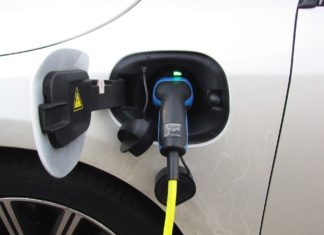 57 százalékkal több áramot töltöttünk autóinkba nyilvános elektromos töltőállomásokon 2021-ben