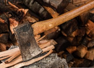 Elindul a hatósági áras tűzifa program