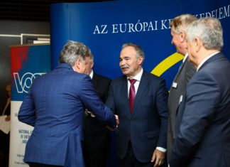 Nagy István: A háború és a szankciós válság ellenére is zavartalan a magyar élelmiszer-ellátás