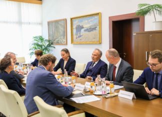 Tovább kell erősíteni a magyar-francia kapcsolatokat