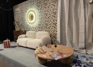 Nem kell többé zongorista, dizájnos bútorokra viszont van igény