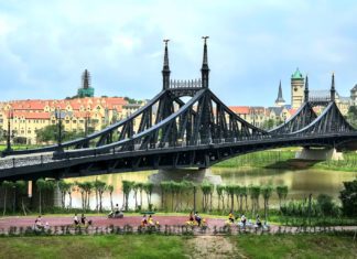 A Szabadság híd valósághű másolatát építette meg a Huawei