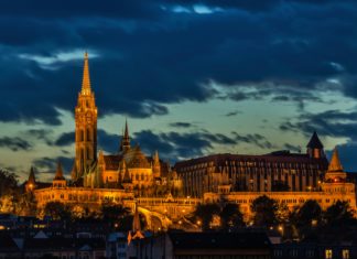 Soha ennyi nemzetközi turista nem érkezett és csúcsot döntöttek a hazai vendégéjszakák is