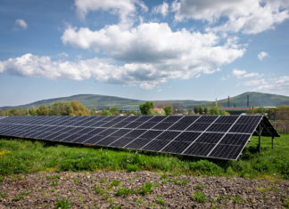 Az áramszámla határozza meg, hogy érdemes-e napelemet és energiatárolót telepíteni