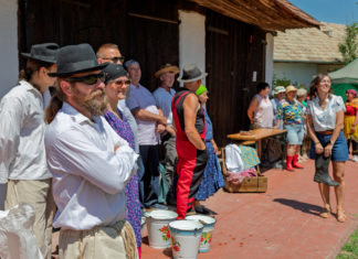 Parasztolimpiával és lassúsági versennyel emlékeztek Pató Pálra
