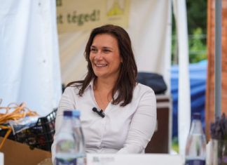 Itt vannak a béta generációsok