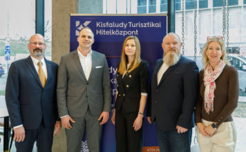 Ötmilliót kaphatnak a helyi cukrászdák