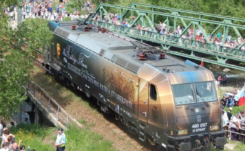 Csíksomlyó felé robognak: 19. alkalommal indul az Össznemzeti Zarándokvonat