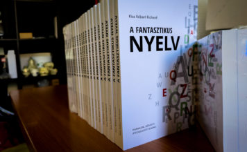 A magyar nyelv csodái egy kötetben – megjelent a A fantasztikus nyelv új kiadása